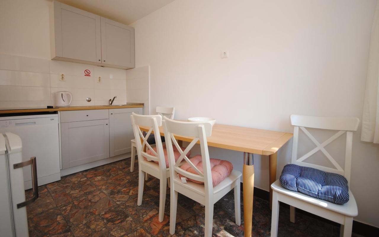 Rooms Dilk Vis Eksteriør bilde
