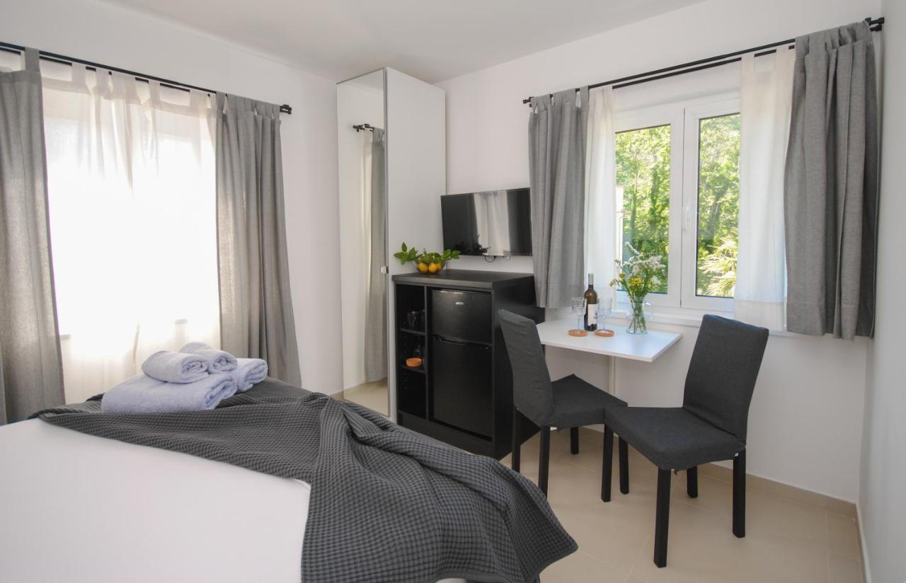 Rooms Dilk Vis Eksteriør bilde
